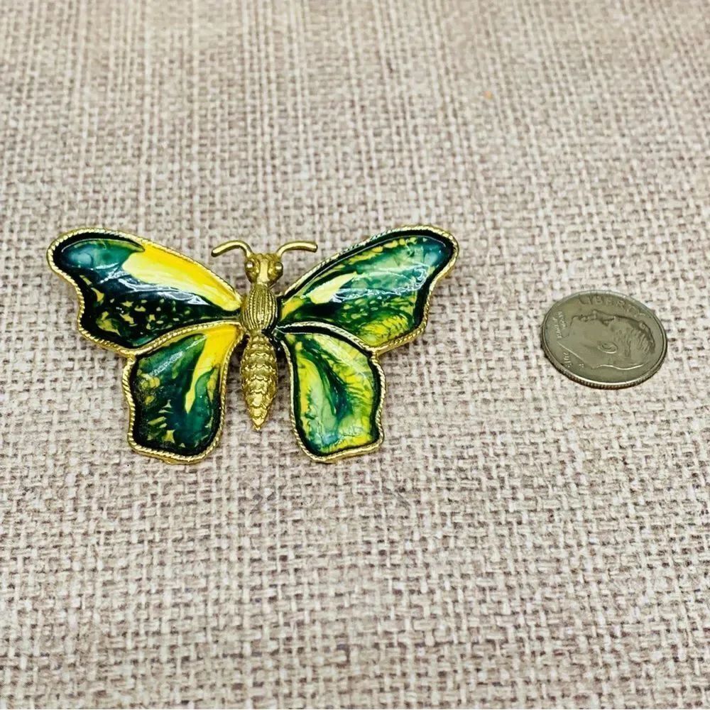 VTG Enameled Gold Butterfly Brooch‎